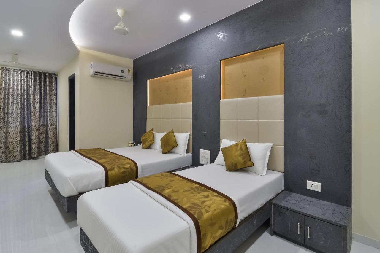 Hotel Aroma- Dadar Mumbai Exterior photo