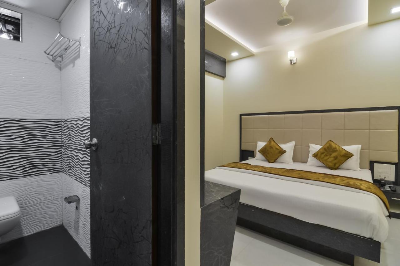 Hotel Aroma- Dadar Mumbai Exterior photo