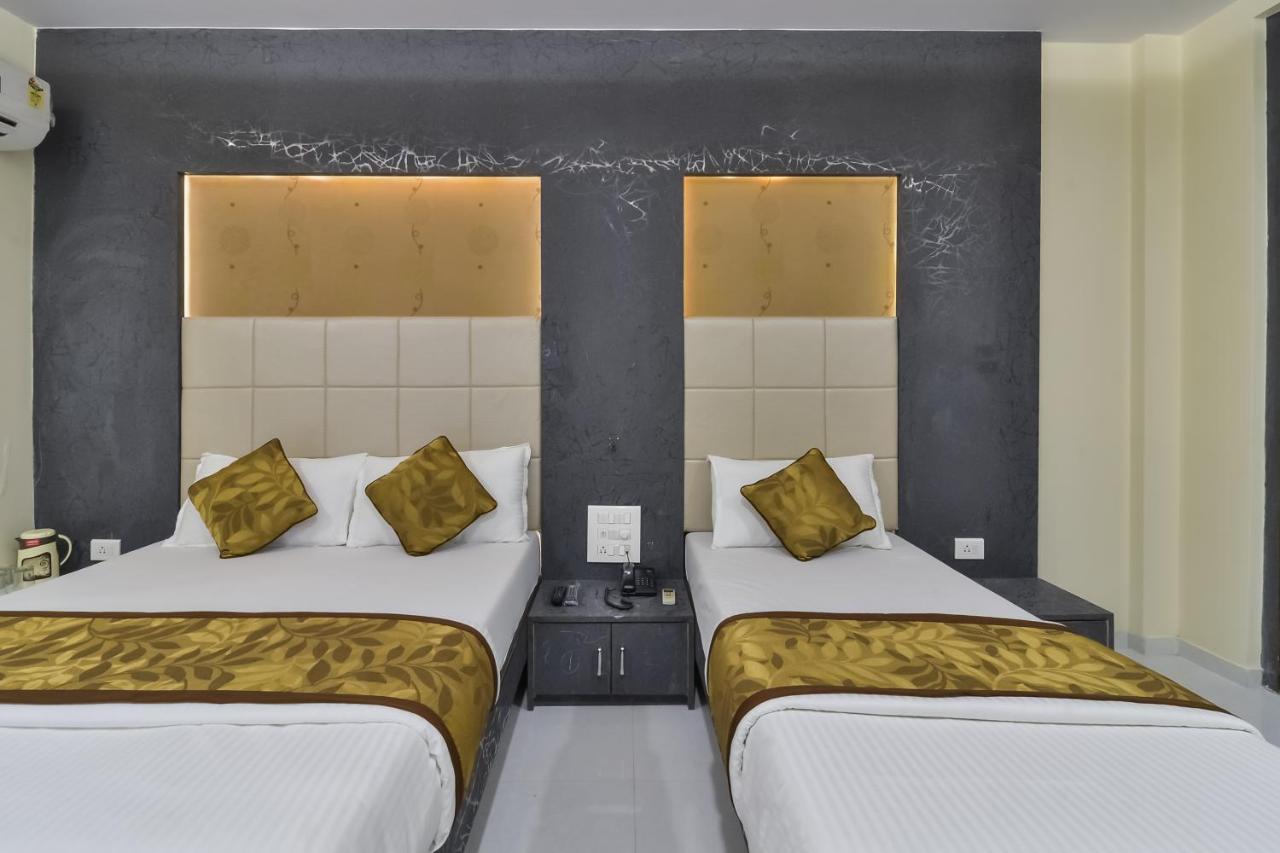 Hotel Aroma- Dadar Mumbai Exterior photo