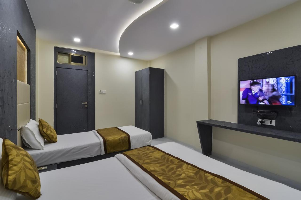Hotel Aroma- Dadar Mumbai Exterior photo