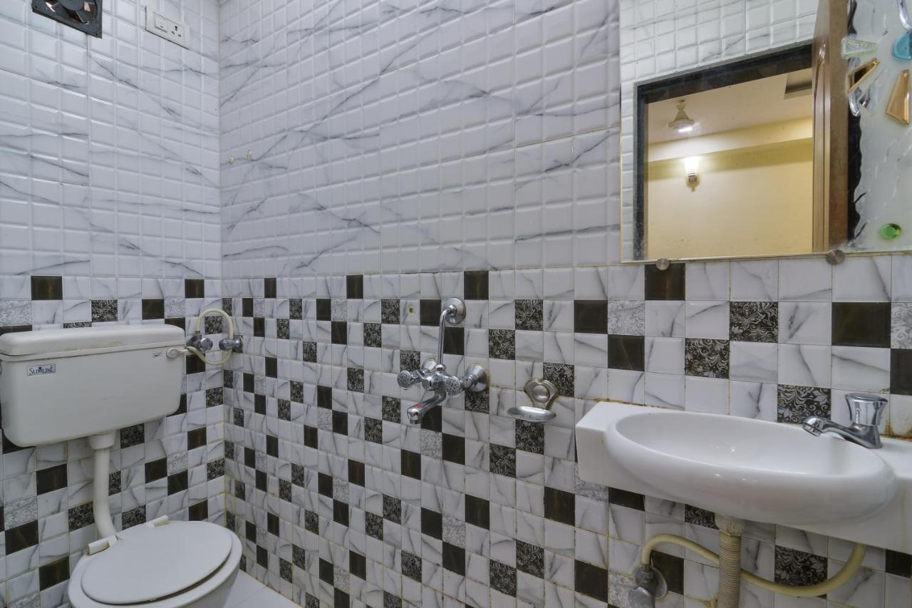 Hotel Aroma- Dadar Mumbai Exterior photo